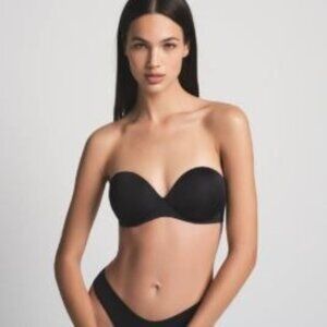 NWT SKIMS ULTIMATE PUSH-UP STRAPLESS BRA ONYX 32DD